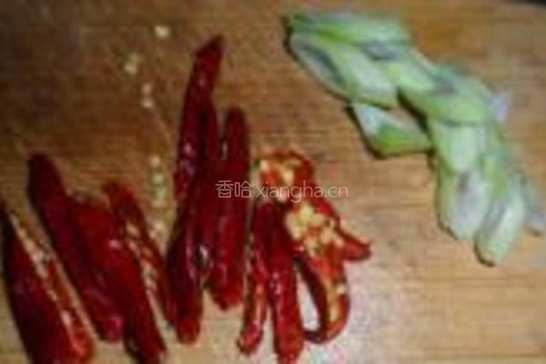 醋溜白菜帮的做法图解2