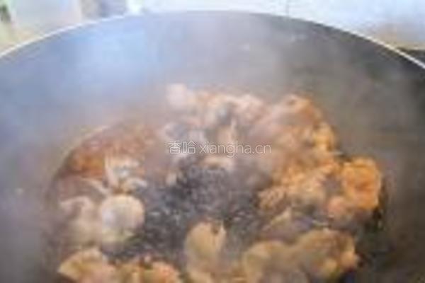 蒜头豆豉焖鸡珍的做法图解7