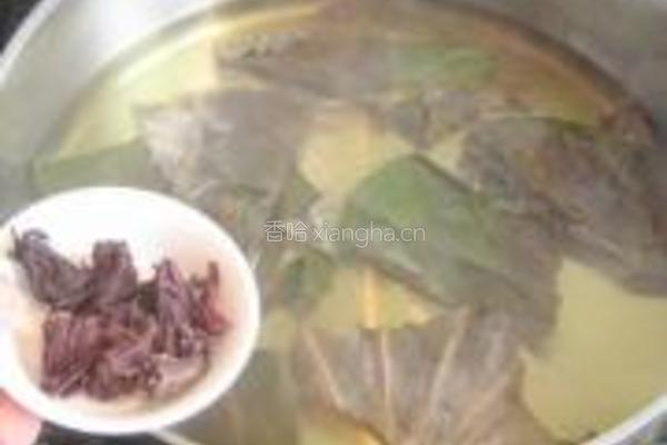 洛神花梨西米羹的做法图解2