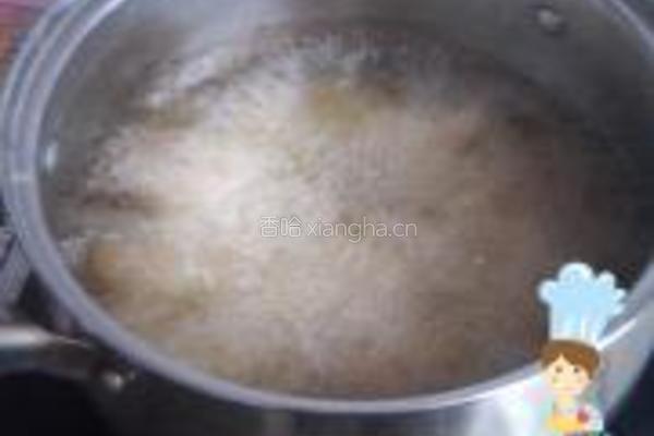 蒜蓉茄汁排骨的做法图解3