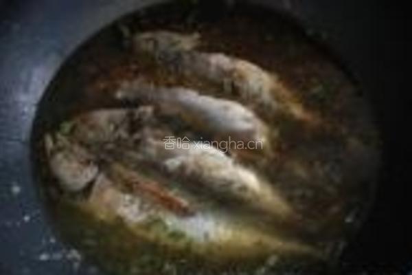 青鱼白菜豆腐锅的做法图解8
