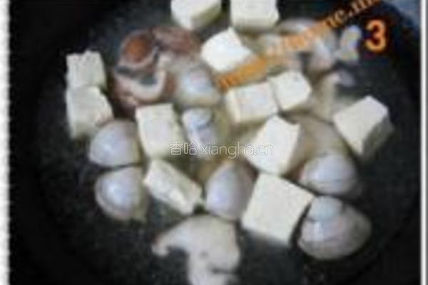 蛤蜊豆腐盖饭的做法图解3