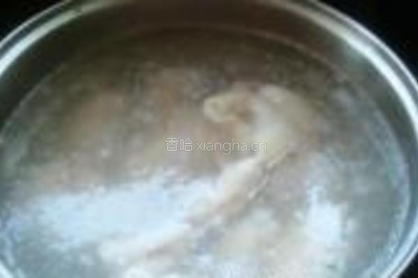 黄豆花生猪蹄煲的做法图解5