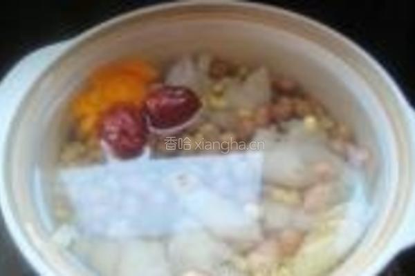 黄豆花生猪蹄煲的做法图解13