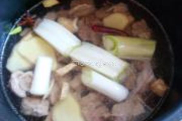 土豆炖牛腩的做法图解5