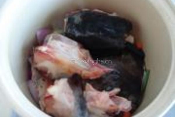 砂锅鱼头冻豆腐煲的做法图解5