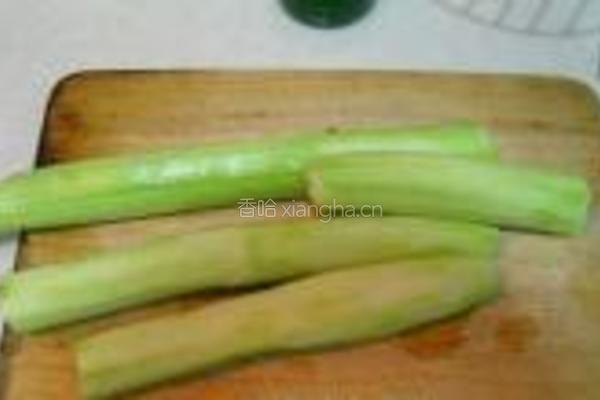 蛤蜊丝瓜蒸蛋的做法图解1