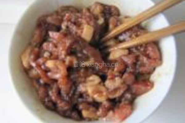雪菜香干炒肉丝的做法图解2