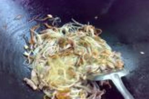 虫草银芽炒粉丝的做法图解10
