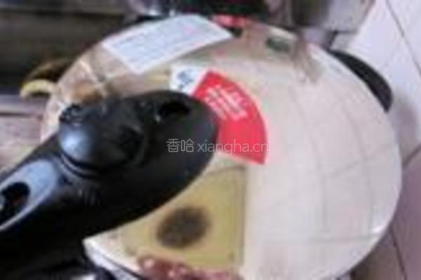 鲜菇鸡汁煲的做法图解4
