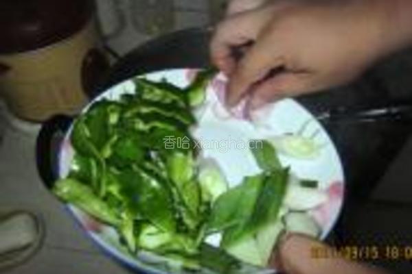 酱香肥肠的做法图解9