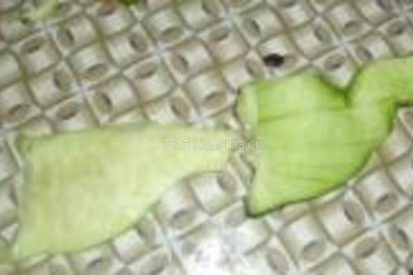 辣炒瓜皮的做法图解1