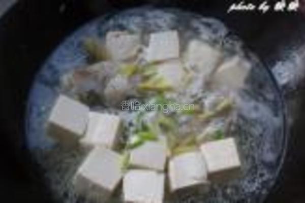 咖喱鱼头豆腐汤的做法图解4