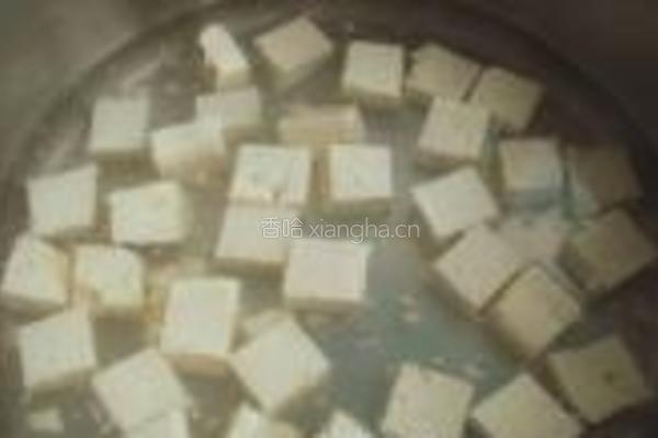 小根蒜鸡蛋炒豆腐的做法图解4