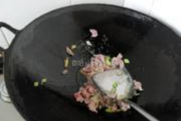 蒜苗豆干炒肉丝的做法图解3