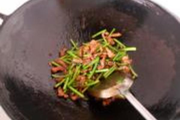 蒜苗豆干炒肉丝的做法图解5