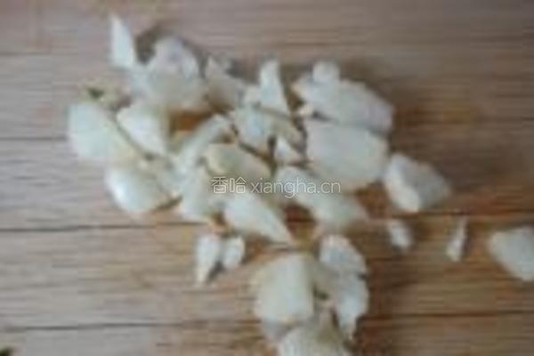 凉拌香椿豆腐皮的做法图解3