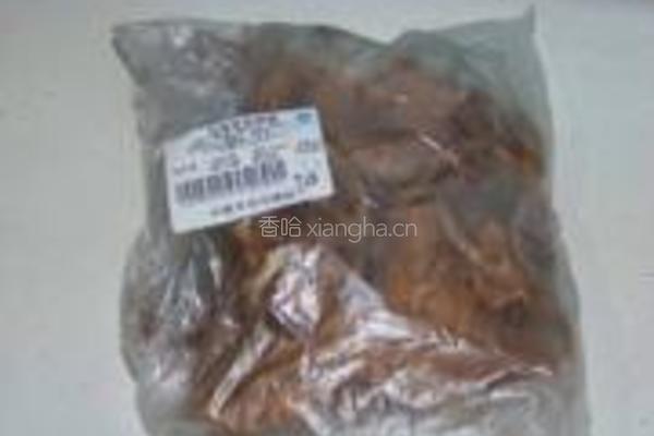 茶树菇焖鸭的做法图解1