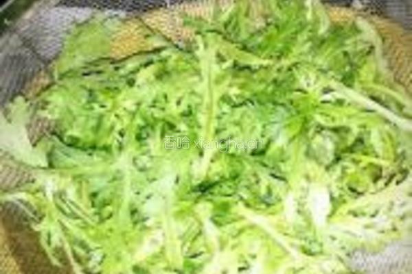 拌蓬蒿菜的做法图解1