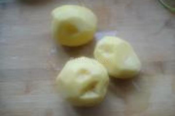 风味土豆泥的做法图解1