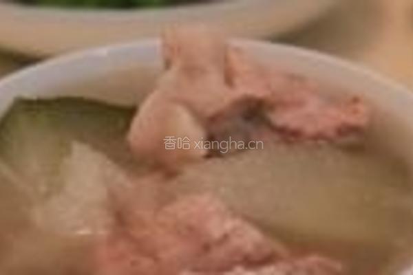 尾骨冬瓜汤的做法图解3