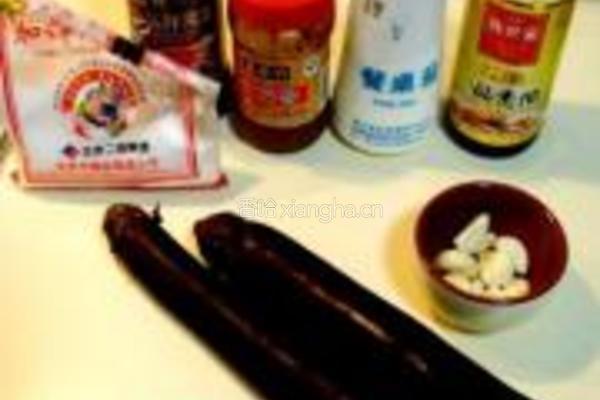麻酱蒜蓉拌茄泥的做法图解1