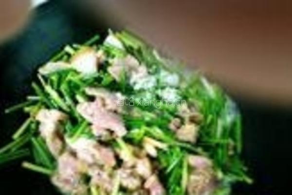 蒜苗炒咸肉片的做法图解8