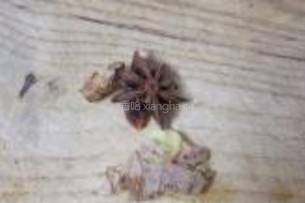 白斩鸡的做法图解1