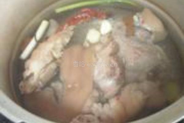 鲜蔬炖猪蹄的做法图解4