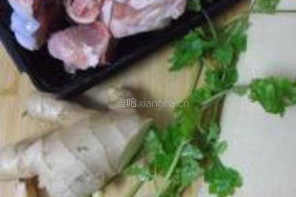豆皮筒骨鲜汤的做法图解1
