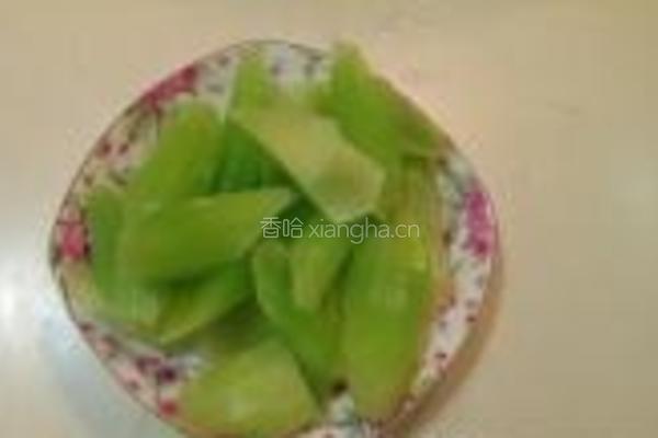 红烧肉炖莴笋的做法图解4