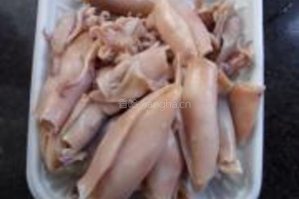 萝卜乌贼汤的做法图解2