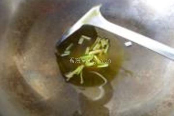 萝卜乌贼汤的做法图解3