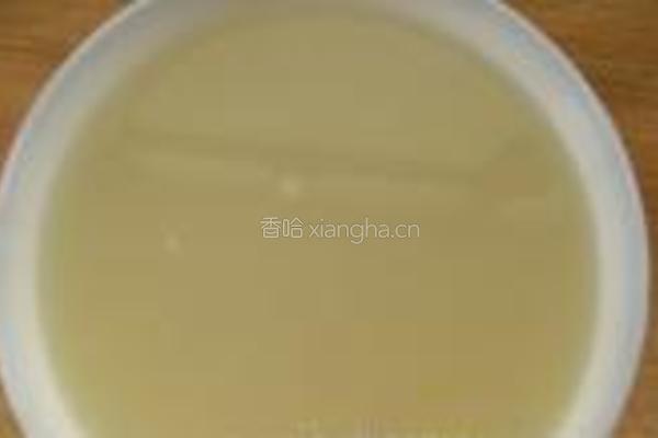 海鲜荷包鸡蛋面的做法图解2