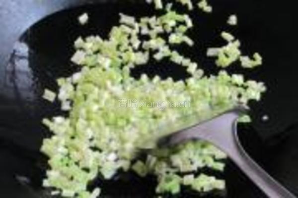 卤鸭肝湿炒粉的做法图解11