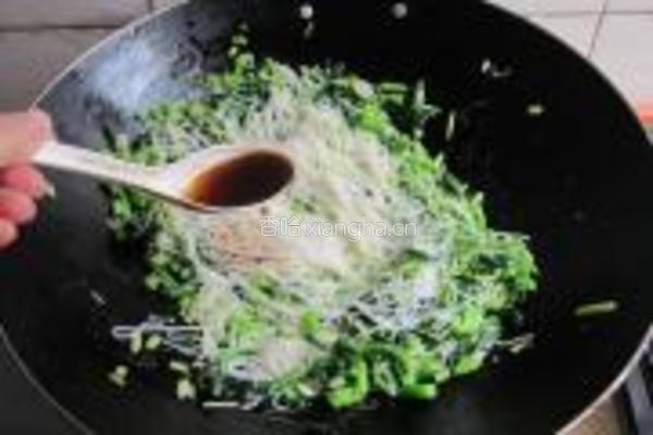 卤鸭肝湿炒粉的做法图解15