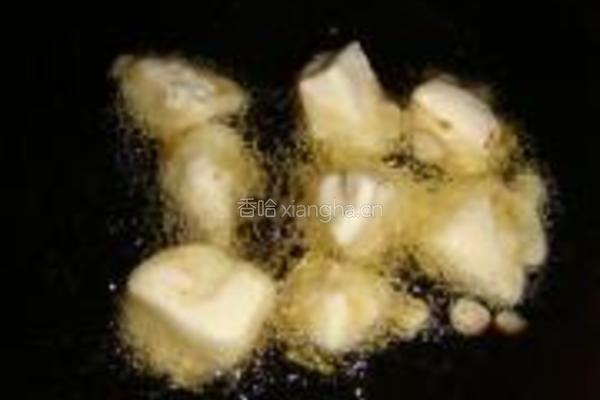 拔丝地瓜的做法图解5
