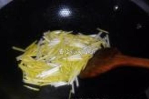 韭黄炒鸡蛋的做法图解4