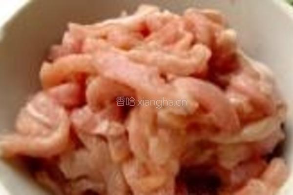 鱼香佛手瓜的做法图解1