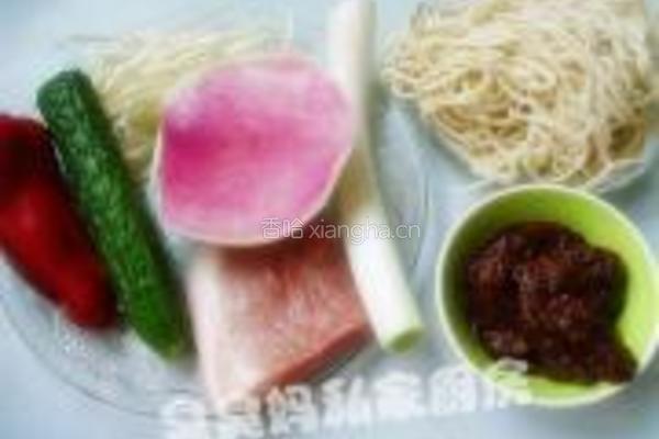 老北京炸酱面的做法图解1