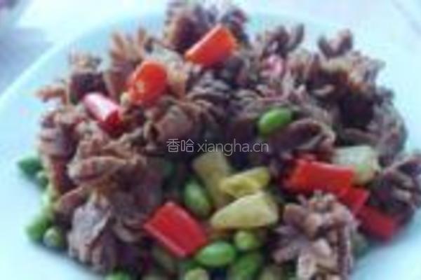 青豆炒鸡胗的做法图解10