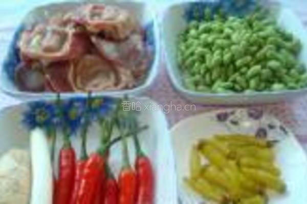 青豆炒鸡胗的做法图解1