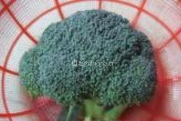 冬笋花椰炒牛肉的做法图解2