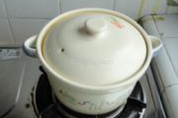 虫草花炖鸡腿的做法图解7