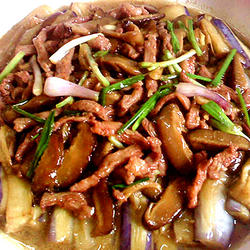 肉丝扒茄子的做法[图]