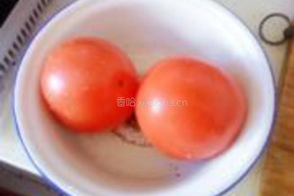洋葱番茄炖白菜的做法图解2