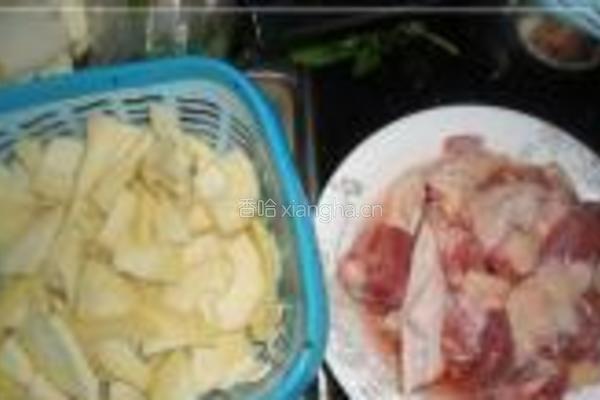 冬笋焖鸭肉的做法图解1