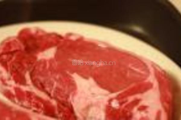 煎牛排的做法图解1