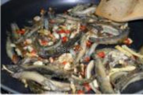 干煸泥鳅的做法图解8