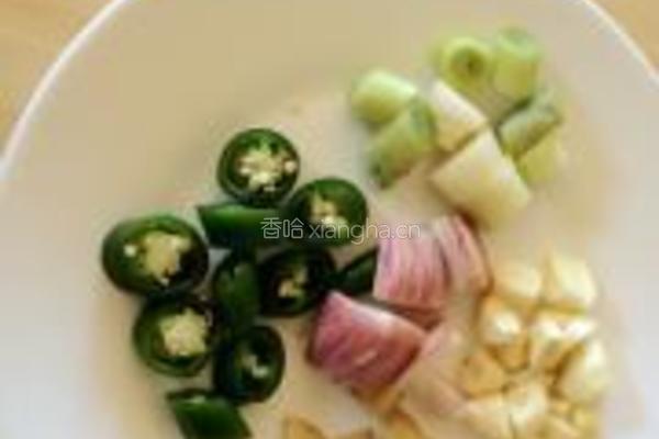 辣子鸡的做法图解4